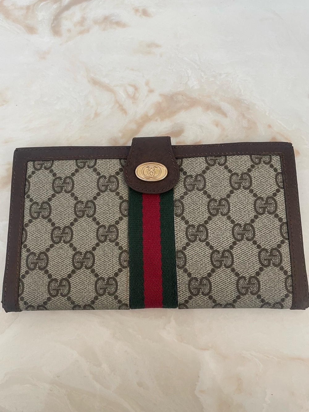 Vintage Gucci organizer wallet
